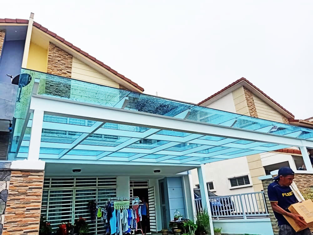 Bumbung kaca rumah teres